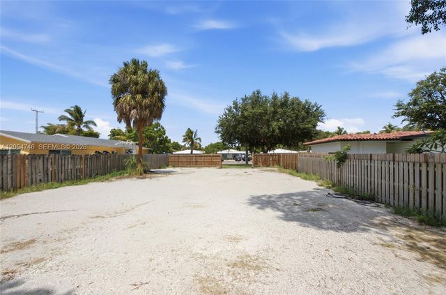 417 NE 11th Avenue, Pompano Beach, FL 33060