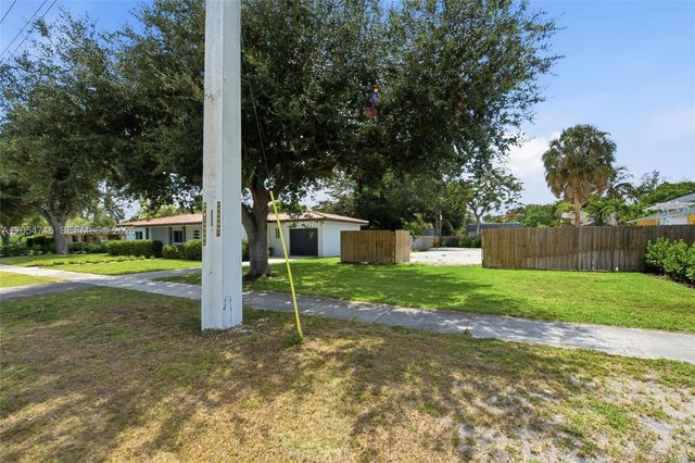 417 NE 11th Avenue, Pompano Beach, FL 33060