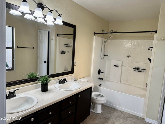 3435 E Longhorn Drive, Gilbert, AZ 85297