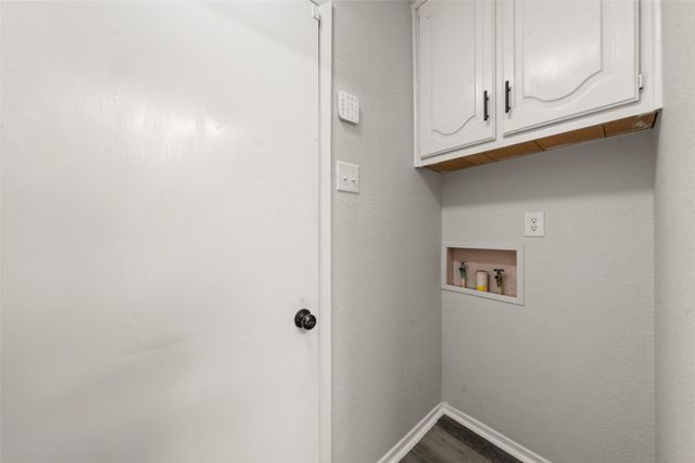 144 Fannin Drive, Hewitt, TX 76643