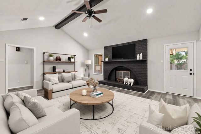 144 Fannin Drive, Hewitt, TX 76643