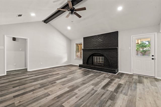 144 Fannin Drive, Hewitt, TX 76643