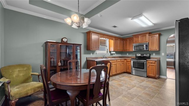 1848 Mimosa Gardens Dr, Tuscaloosa, AL 35405