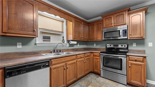 1848 Mimosa Gardens Dr, Tuscaloosa, AL 35405