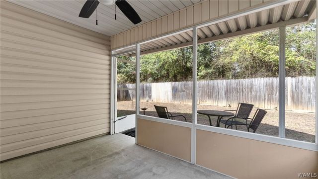 1848 Mimosa Gardens Dr, Tuscaloosa, AL 35405