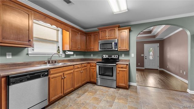 1848 Mimosa Gardens Dr, Tuscaloosa, AL 35405