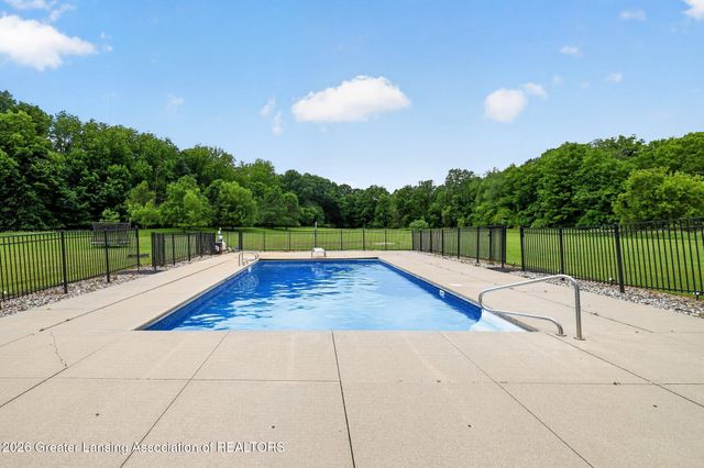 3919 Turnberry Lane, Okemos, MI 48864