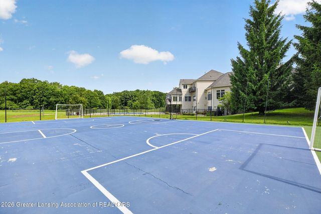3919 Turnberry Lane, Okemos, MI 48864