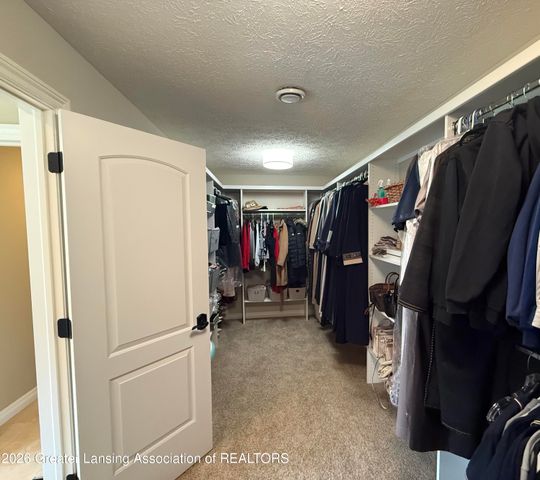 3919 Turnberry Lane, Okemos, MI 48864