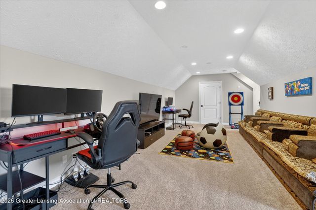 3919 Turnberry Lane, Okemos, MI 48864