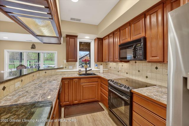 3919 Turnberry Lane, Okemos, MI 48864
