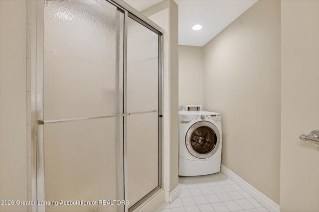 3919 Turnberry Lane, Okemos, MI 48864