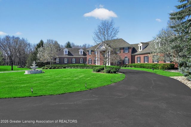 3919 Turnberry Lane, Okemos, MI 48864
