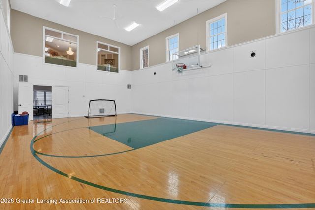 3919 Turnberry Lane, Okemos, MI 48864
