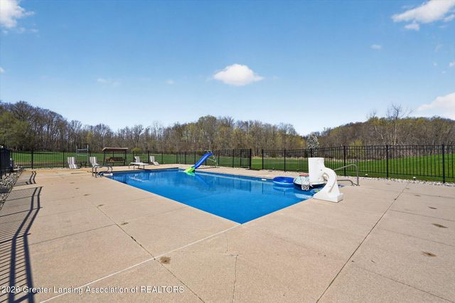 3919 Turnberry Lane, Okemos, MI 48864