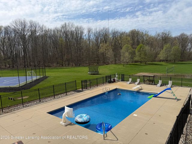3919 Turnberry Lane, Okemos, MI 48864