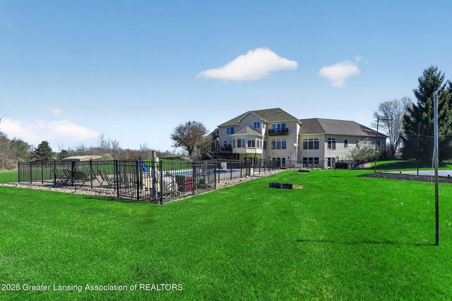 3919 Turnberry Lane, Okemos, MI 48864