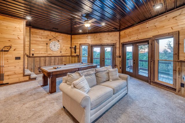 74 Hickory Hollow, Mineral Bluff, GA 30559