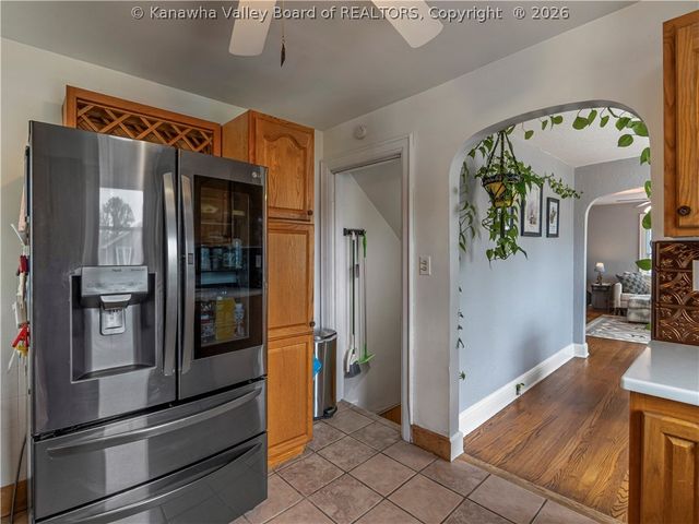 218 Forest Circle, South Charleston, WV 25303