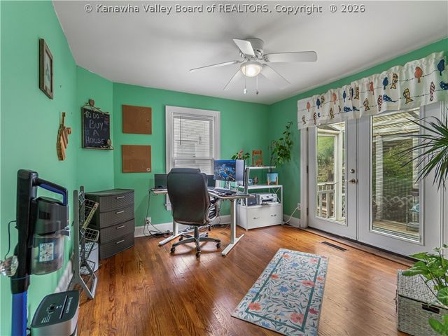 218 Forest Circle, South Charleston, WV 25303