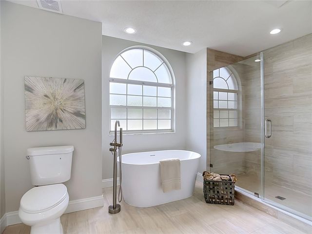 6353 FORESTWOOD DRIVE E, Lakeland, FL 33809