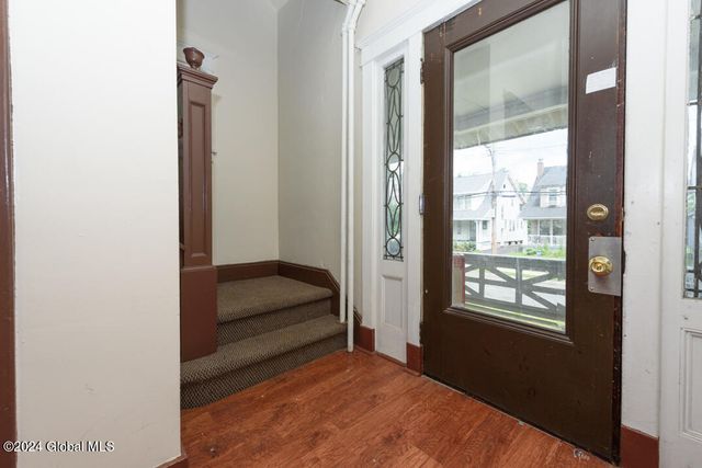 802 Myrtle Avenue, Albany, NY 12208