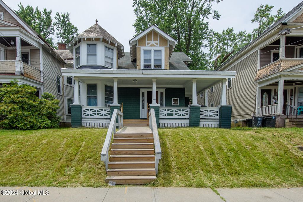 802 Myrtle Avenue, Albany, NY 12208