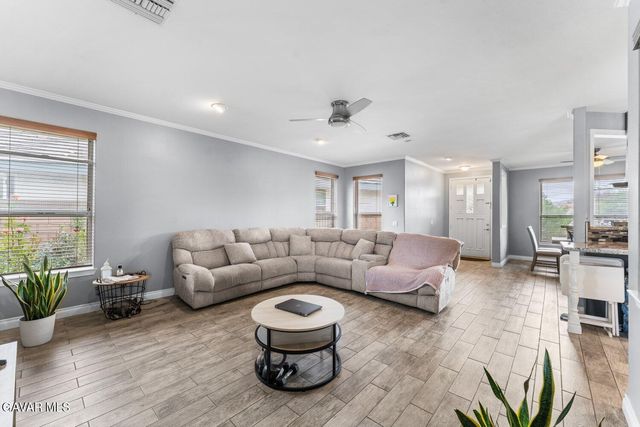 3851 W Avenue J15, Lancaster, CA 93536