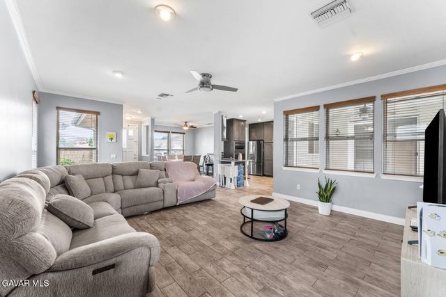3851 W Avenue J15, Lancaster, CA 93536