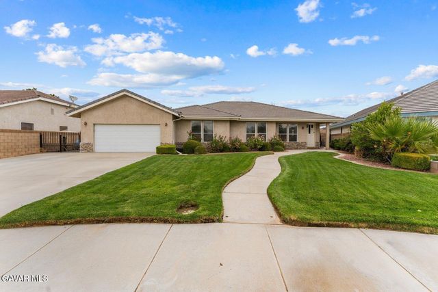 3851 W Avenue J15, Lancaster, CA 93536