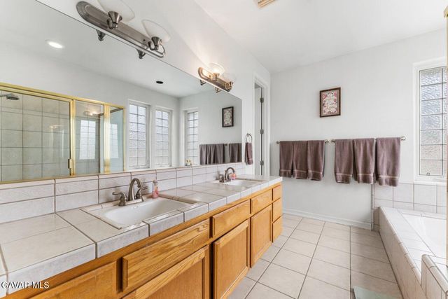 3851 W Avenue J15, Lancaster, CA 93536