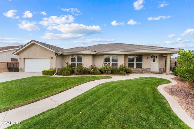 3851 W Avenue J15, Lancaster, CA 93536