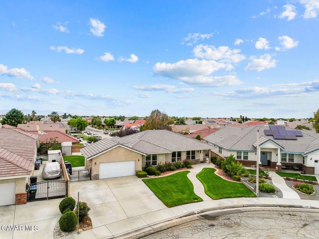 3851 W Avenue J15, Lancaster, CA 93536