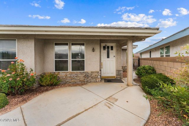 3851 W Avenue J15, Lancaster, CA 93536