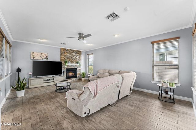 3851 W Avenue J15, Lancaster, CA 93536
