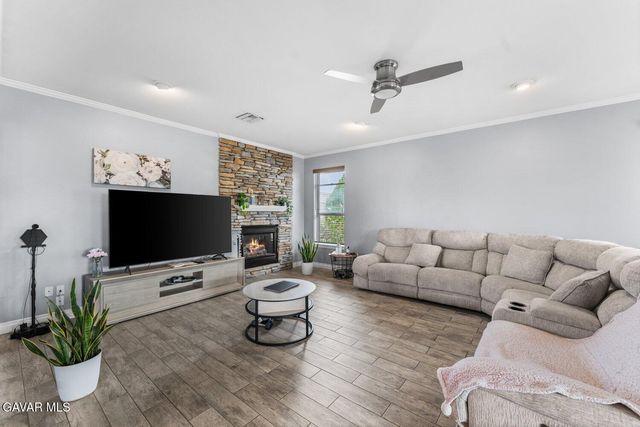 3851 W Avenue J15, Lancaster, CA 93536