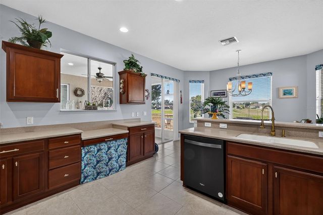 16288 SW 14TH AVENUE ROAD, Ocala, FL 34473