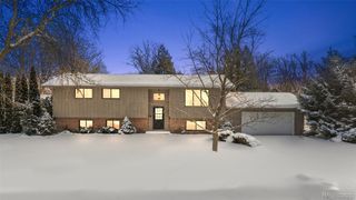 7427 Emerson, Washington Township, MI 48094