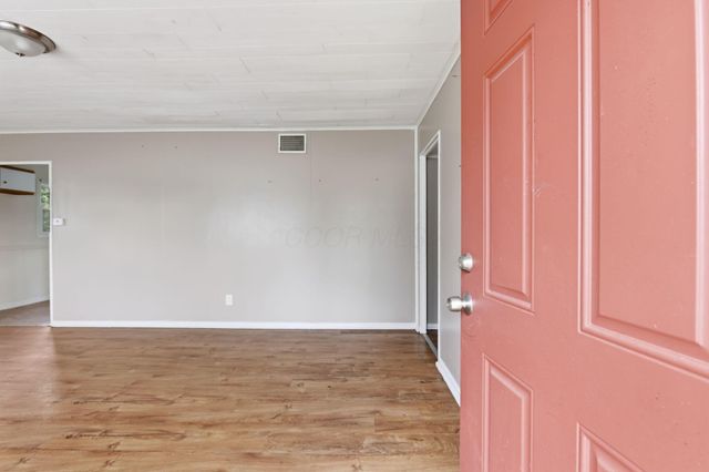 1091 S Ashburton Road, Columbus, OH 43227