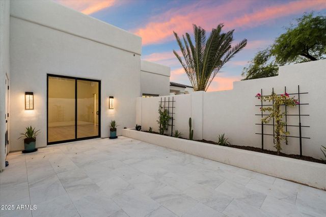 12955 E Gold Dust Avenue, Scottsdale, AZ 85259