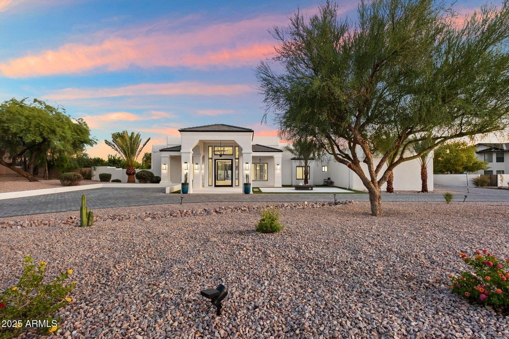 12955 E Gold Dust Avenue, Scottsdale, AZ 85259