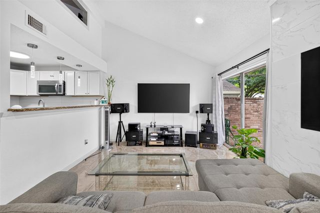 13025 Leader Street, Houston, TX 77072