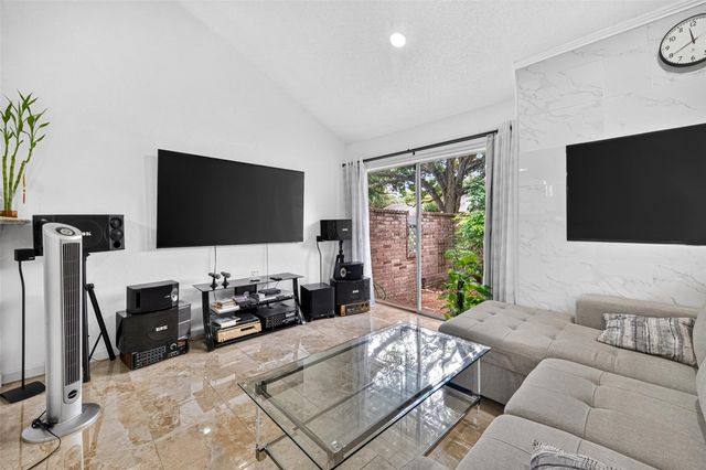 13025 Leader Street, Houston, TX 77072