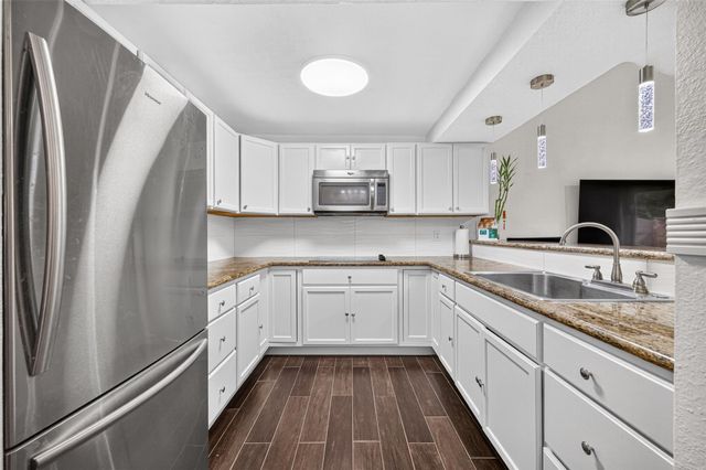 13025 Leader Street, Houston, TX 77072