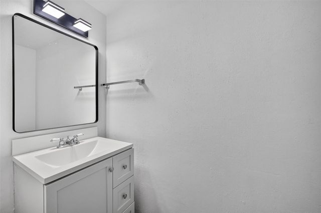 13025 Leader Street, Houston, TX 77072