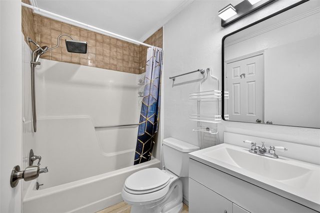 13025 Leader Street, Houston, TX 77072