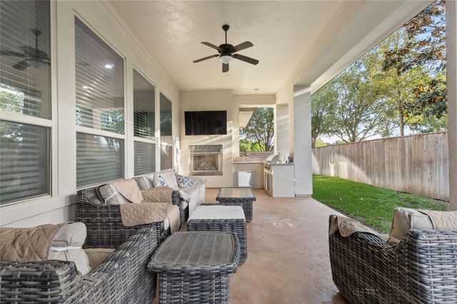 10614 Pearl Landing Drive, Richmond, TX 77407