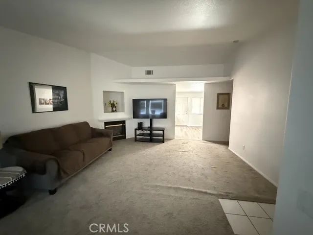 43663 6th East, Lancaster, CA 93535