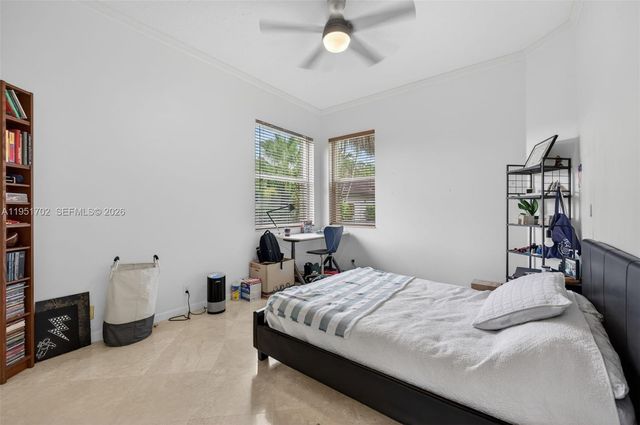 104 Dockside Circle, Weston, FL 33327