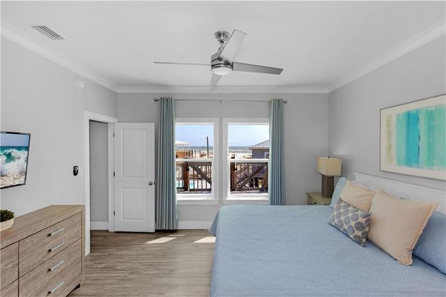 105 Quebec Court, Dauphin Island, AL 36528